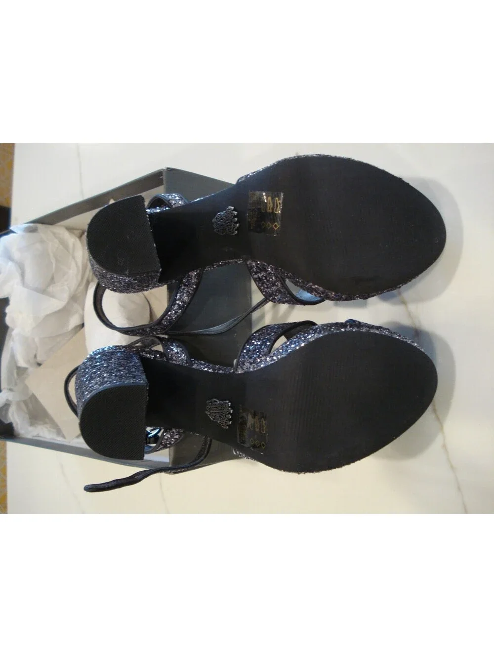 BNWT White by Vera Wang Grey & Black Glitter Heels / Sandals Women's Size 10